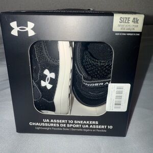 Under Armour infant boys UA Assert 10 Black/White Sneakers size 9-12 months NWT